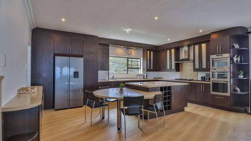 To Let 6 Bedroom Property for Rent in Pinnacle Point Golf Estate Western Cape